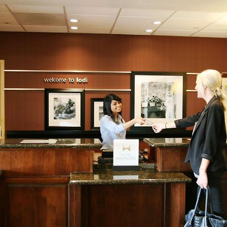Hampton Inn & Suites לודי מראה חיצוני תמונה