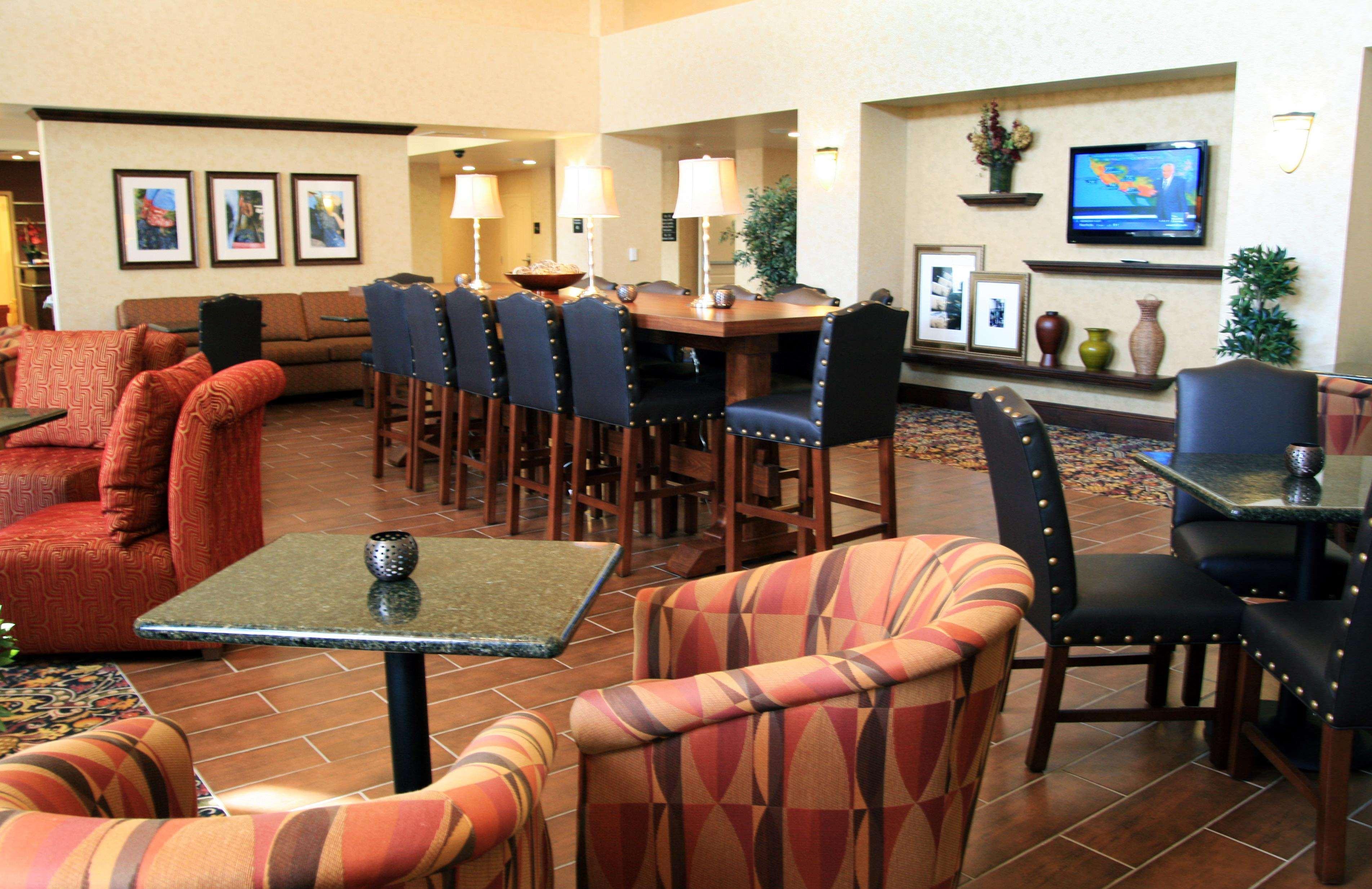 Hampton Inn & Suites לודי מראה פנימי תמונה