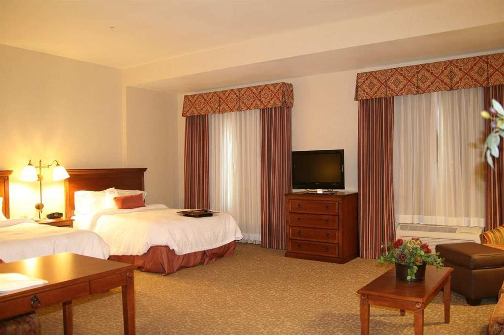 Hampton Inn & Suites לודי חדר תמונה